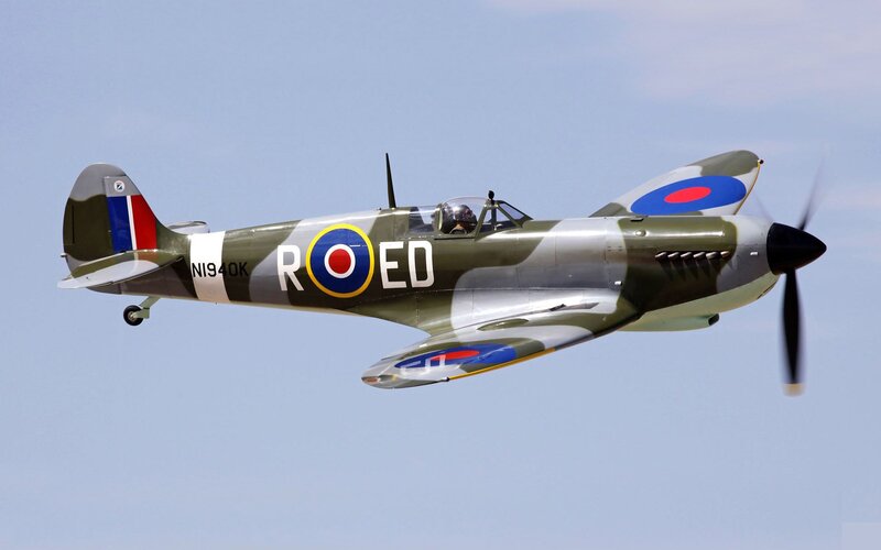 Spitfire Fighter Plane — Green, Calm, Afternoon, Photograph, Pilot, Propeller