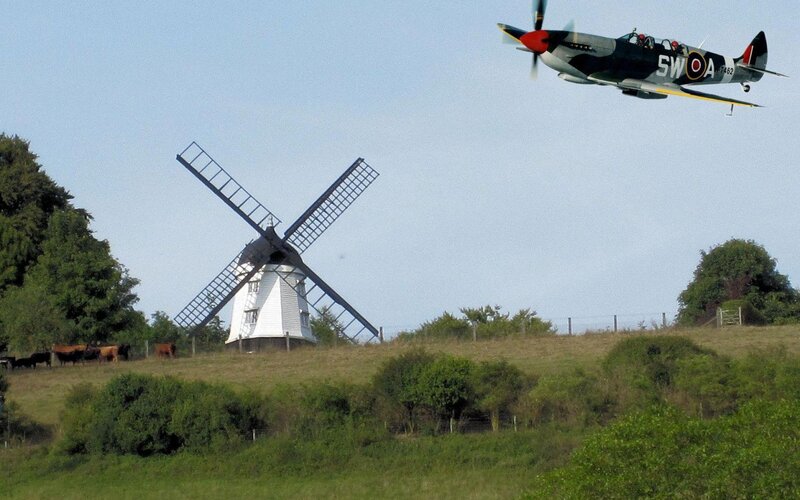 Spitfire Plane Flying — Green, Serene