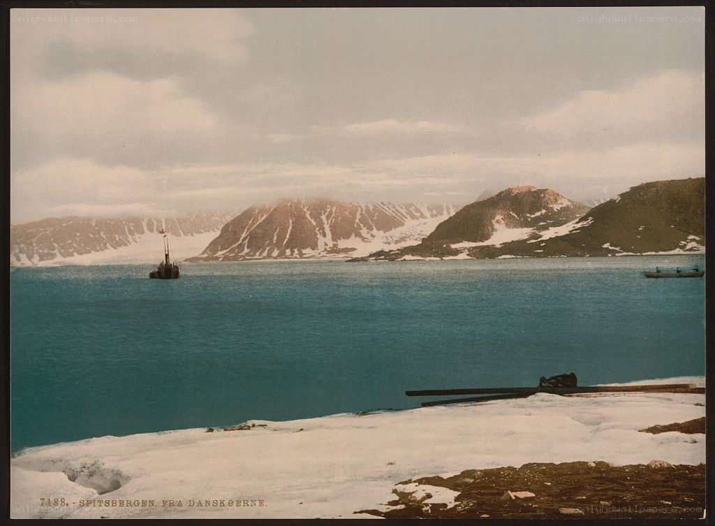 Spitsbergen from Danskøerne
