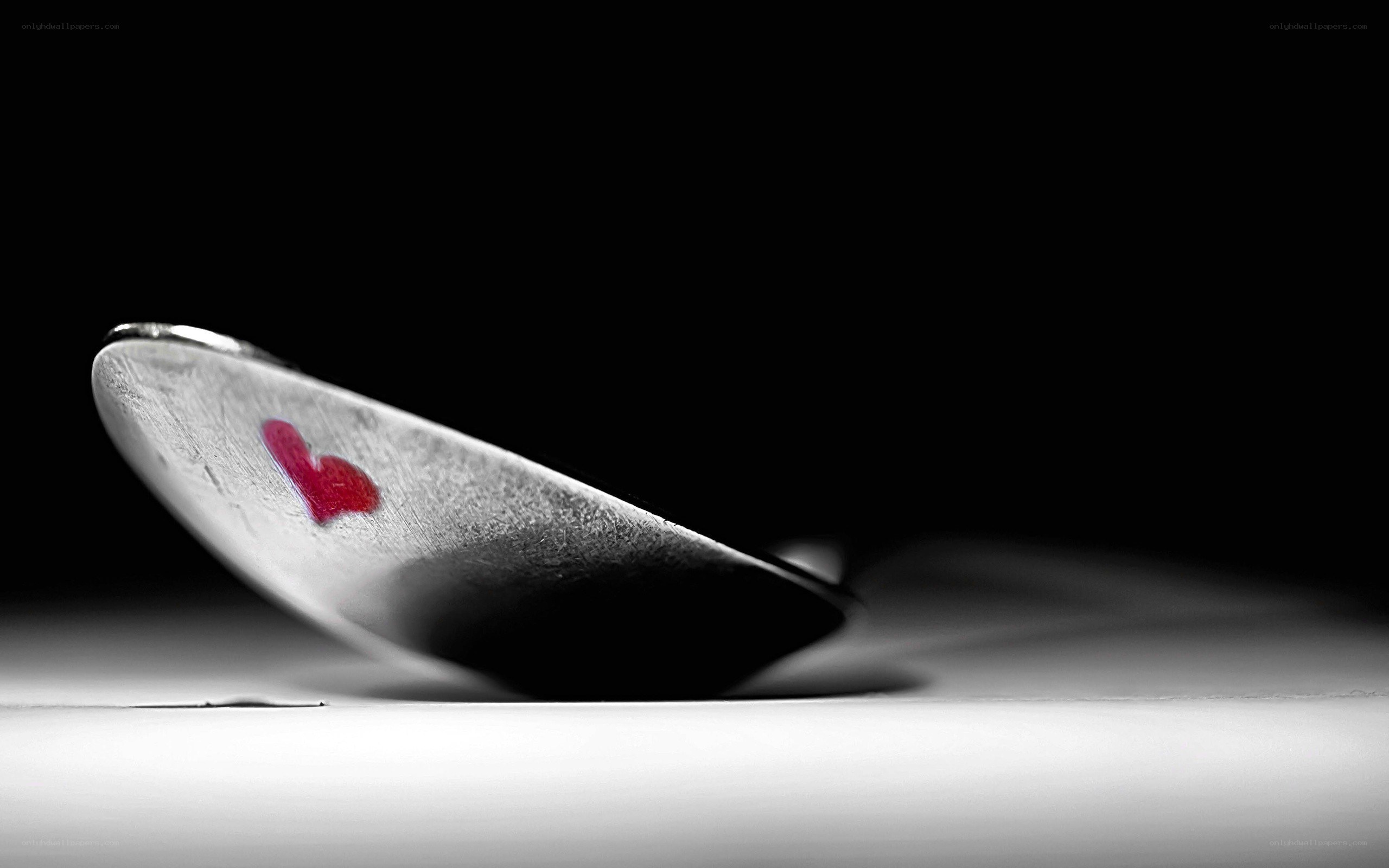 spoon with heart symbol