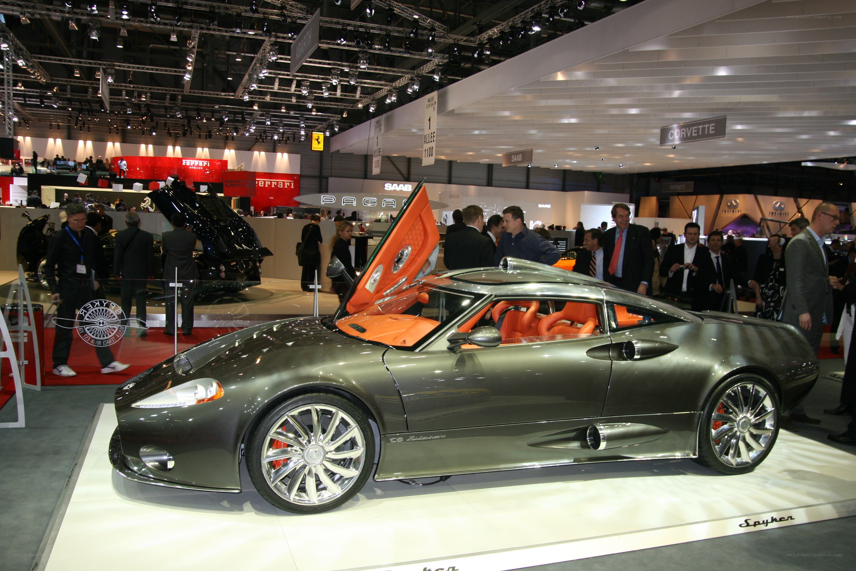 Spyker C8 Aileron at auto show