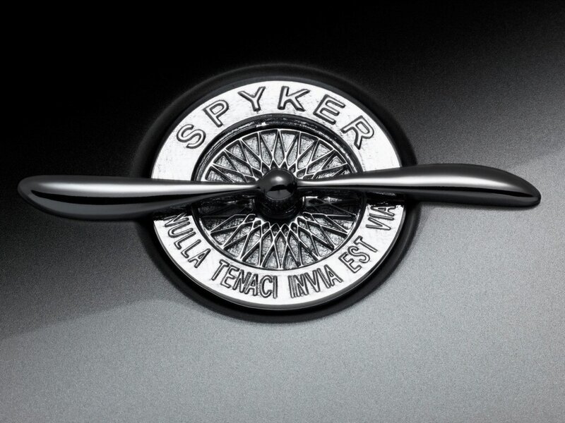 Spyker car emblem