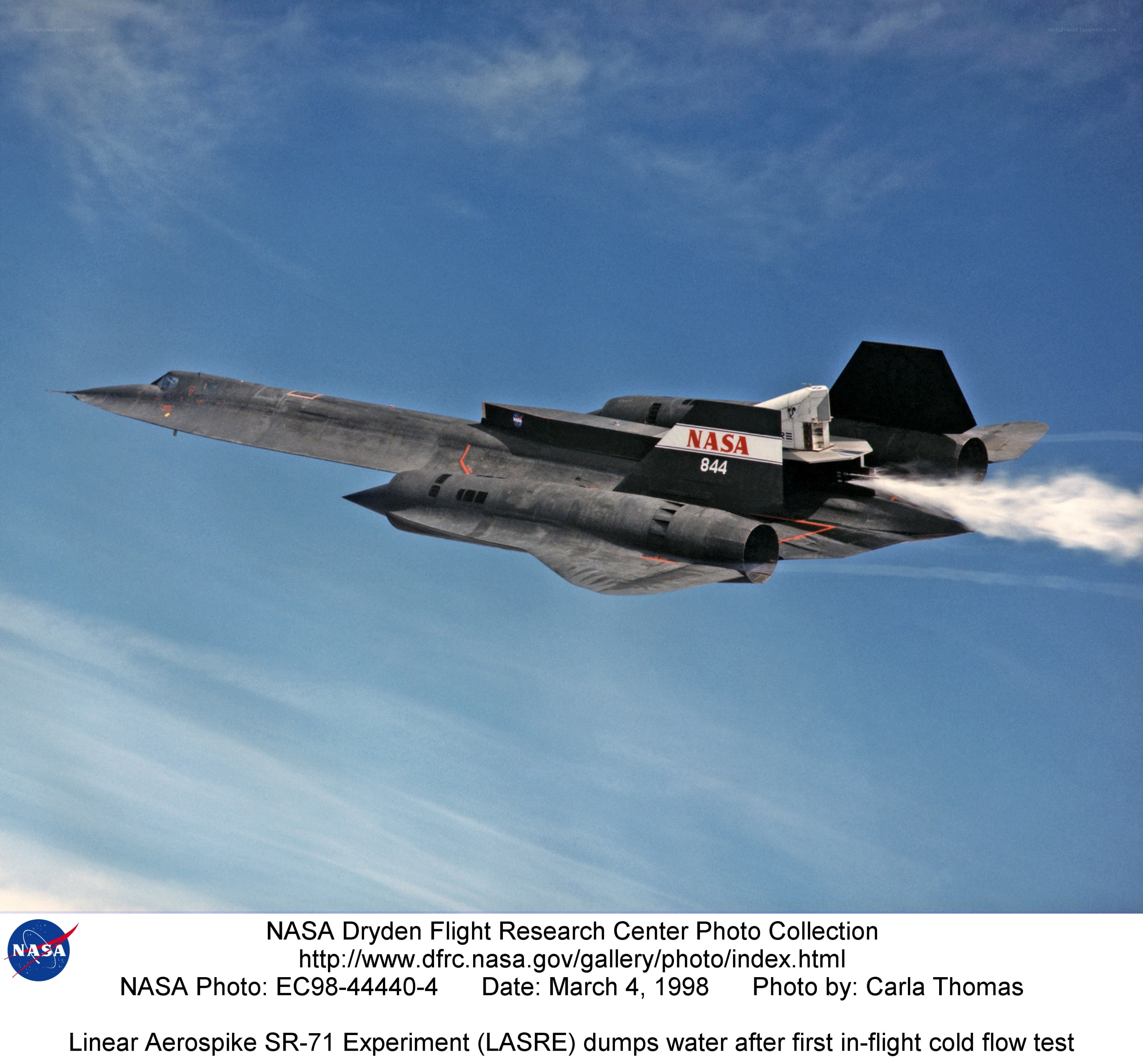 SR-71 aircraft in flight