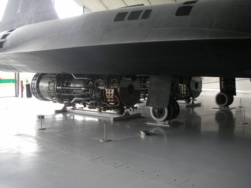 SR-71 Blackbird engine display