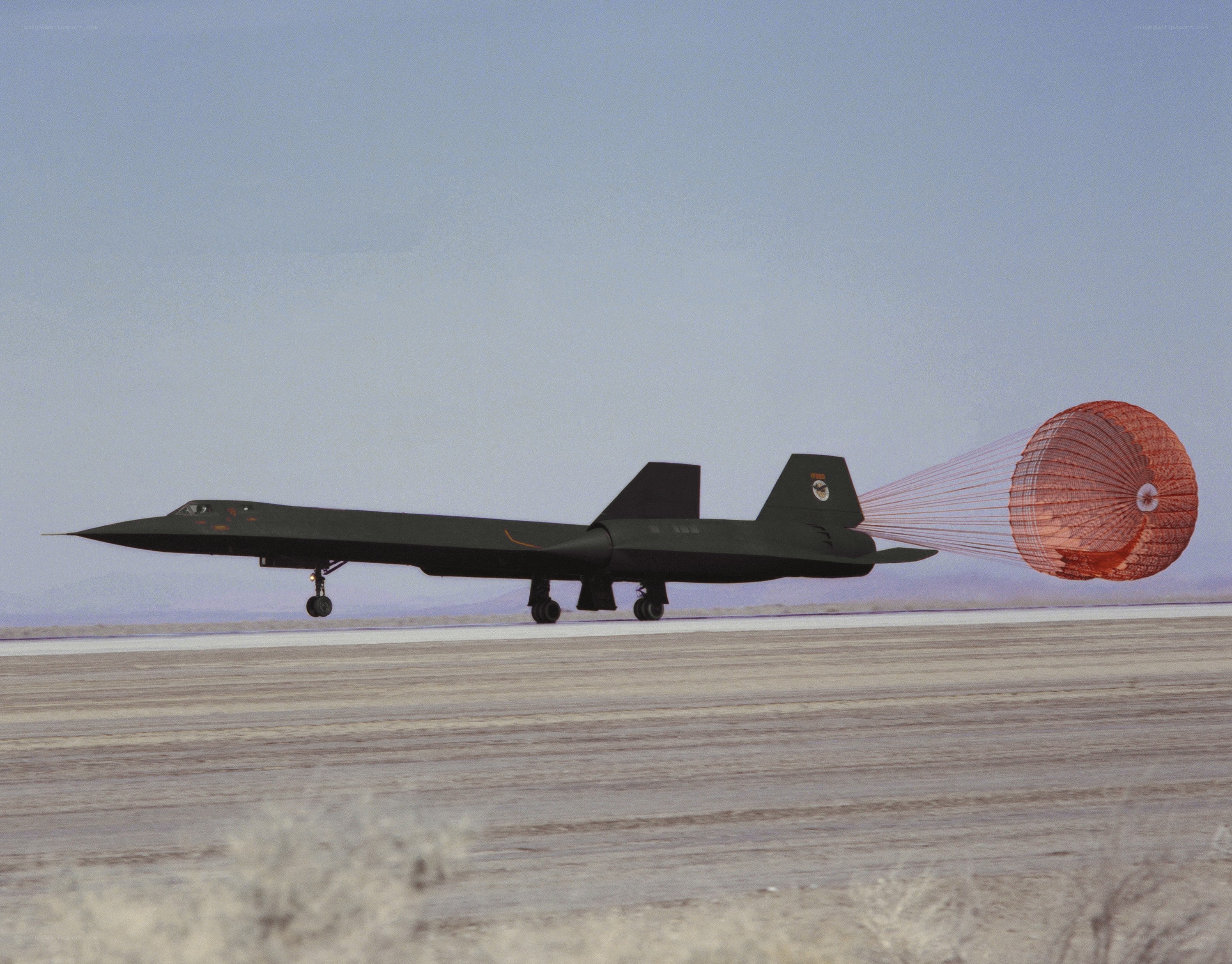 SR-71 Blackbird landing