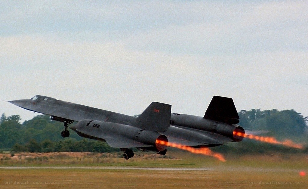 SR-71 Blackbird taking off