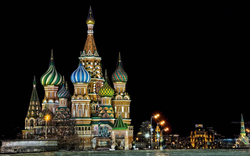 St. Basil's Cathedral — Black, Dramatic