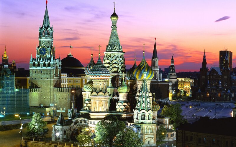 St. Basil's Cathedral — Purple, Dramatic