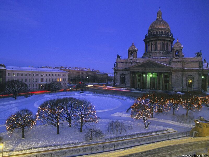 St. Isaac's Cathedral at dusk