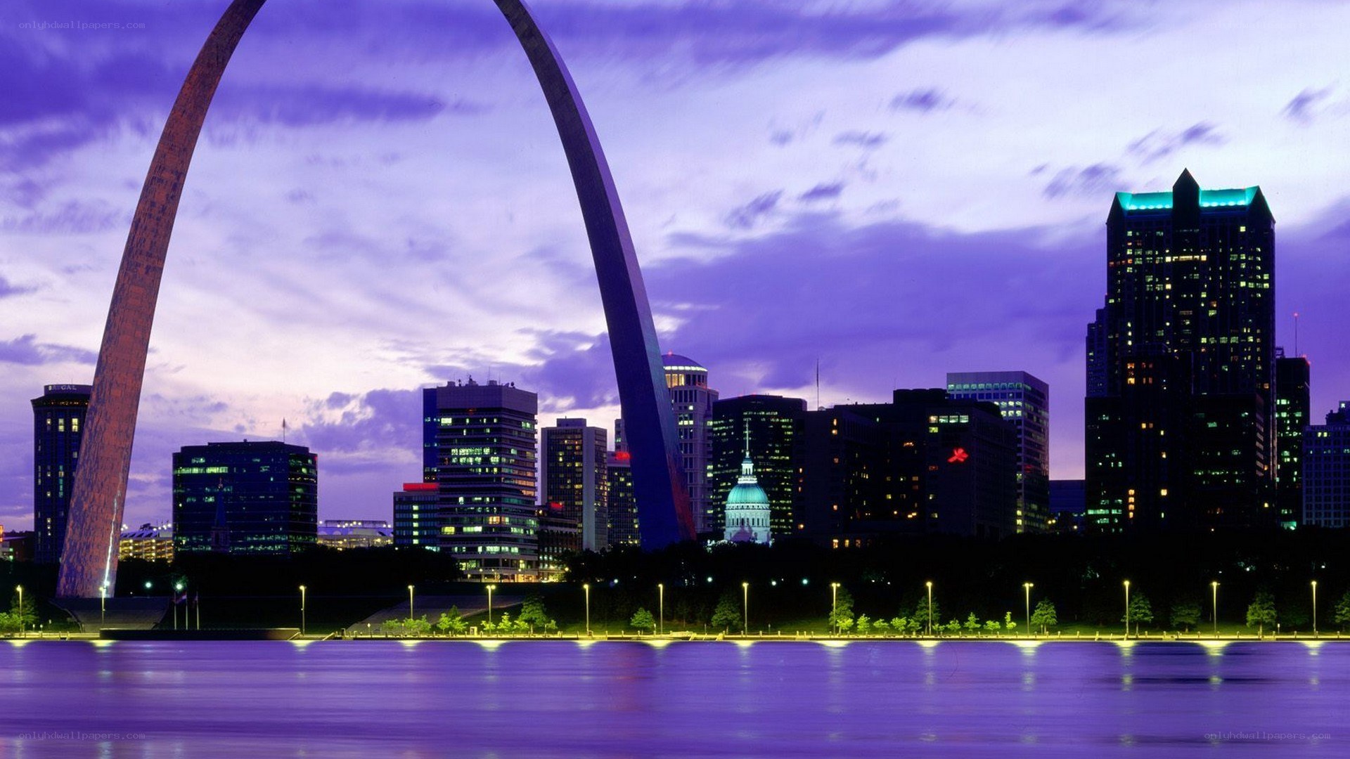St. Louis skyline at dusk