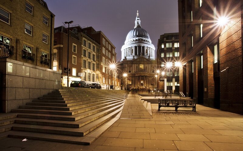 St Paul's Cathedral at night
