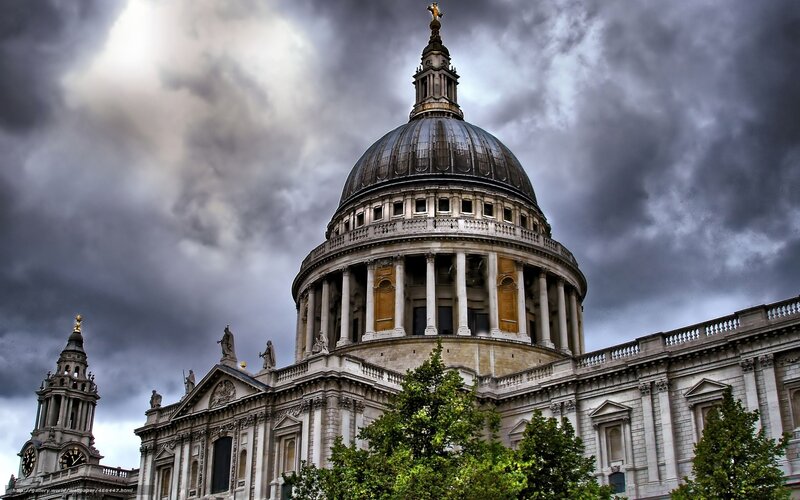 St Paul's Cathedral under stormy sky
