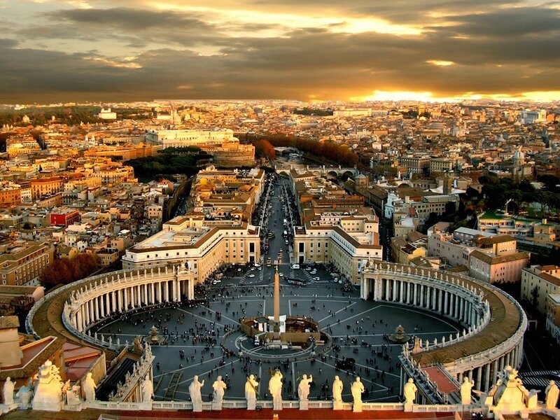 St Peter's Square at sunset