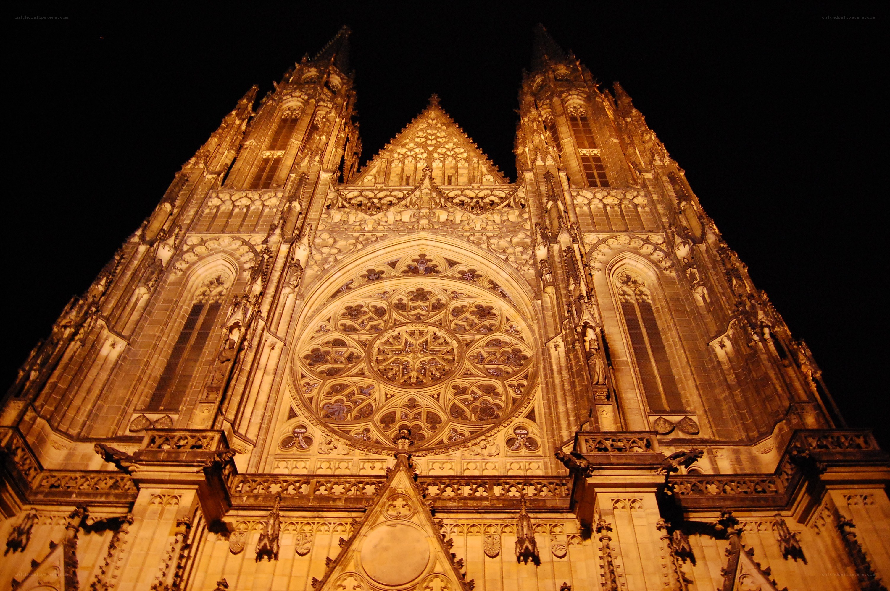 St. Vitus Cathedral at night