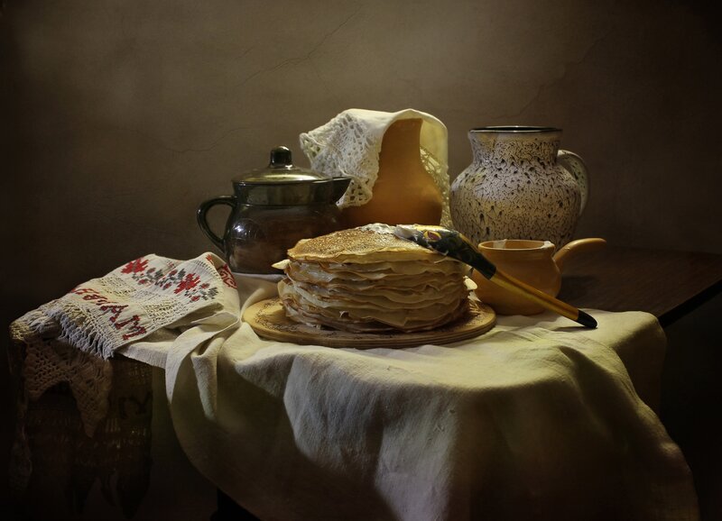 Stack of Pancakes — Brown, Dramatic