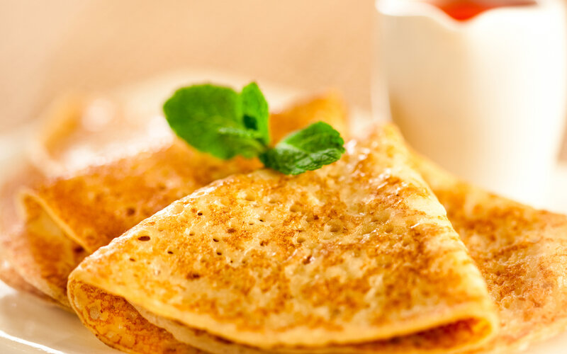 Stacked Crepes with Mint — Yellow