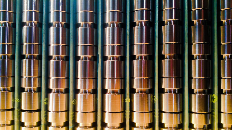 Stacked Metal Cylinders — Silver