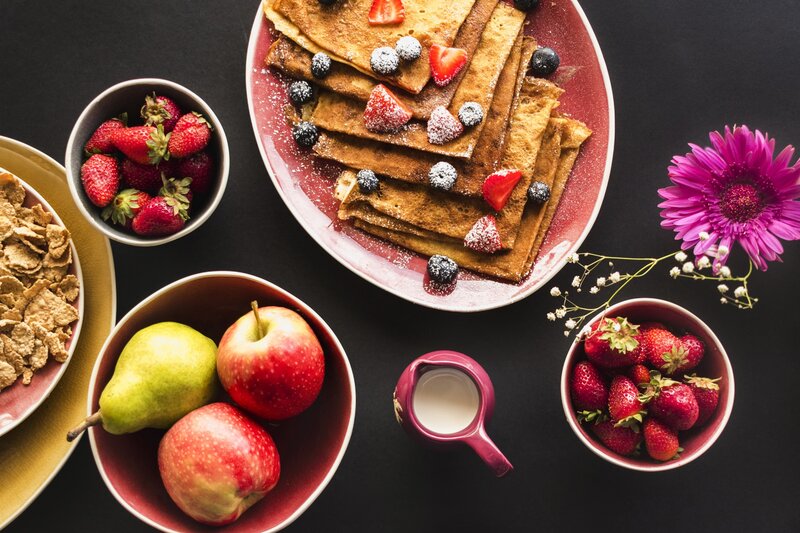 Stacked Pancakes with Fruit — Black