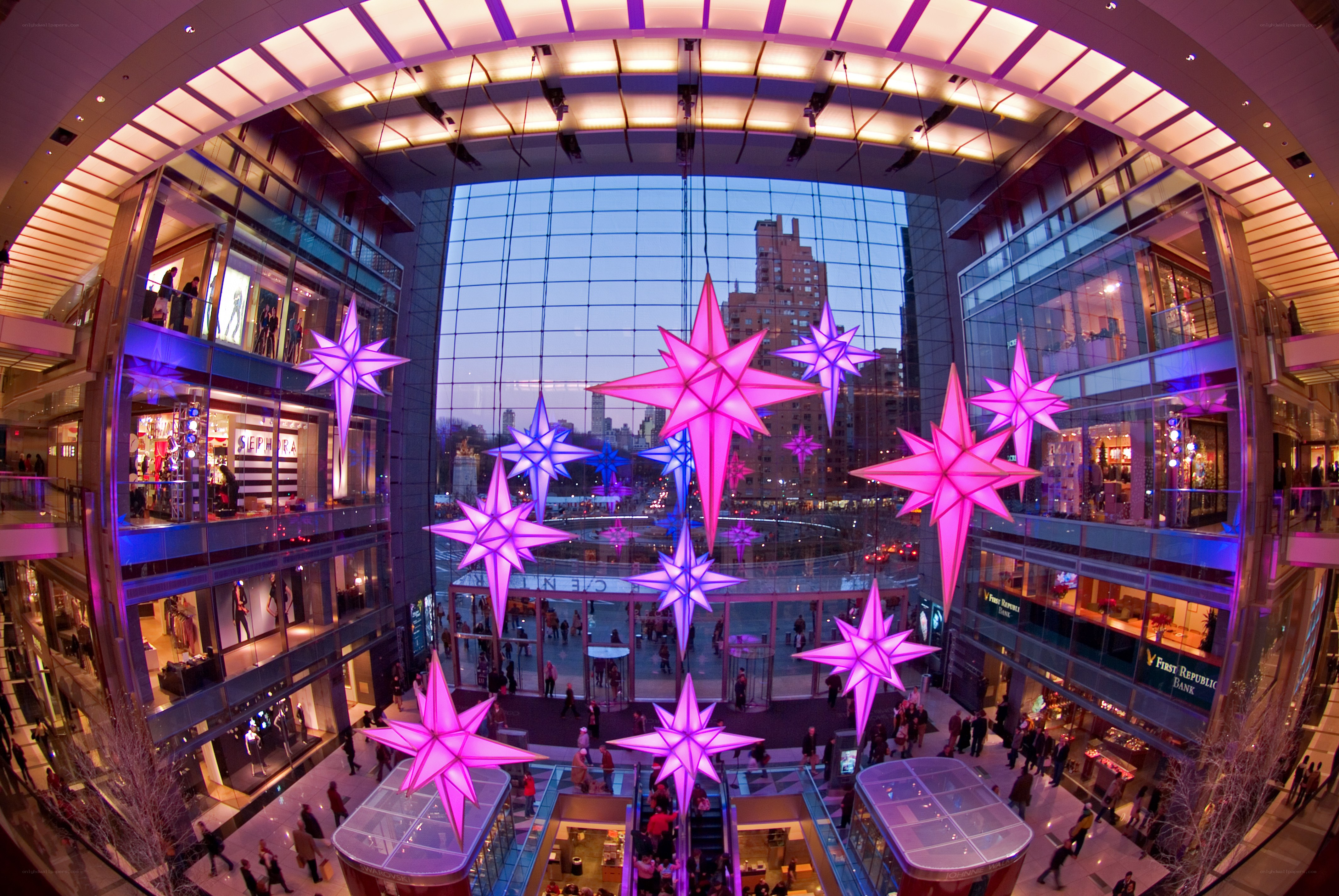 Star decorations in shopping mall