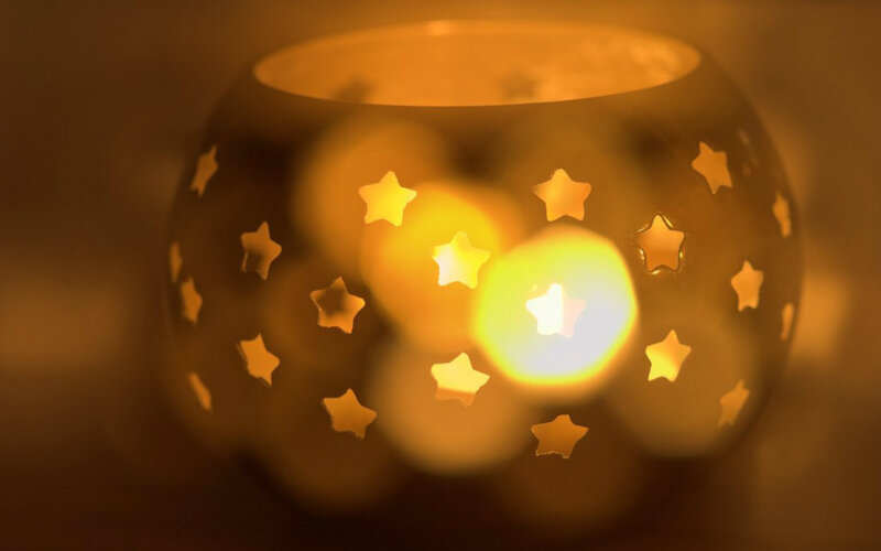 Star-shaped Candle Holder — Yellow