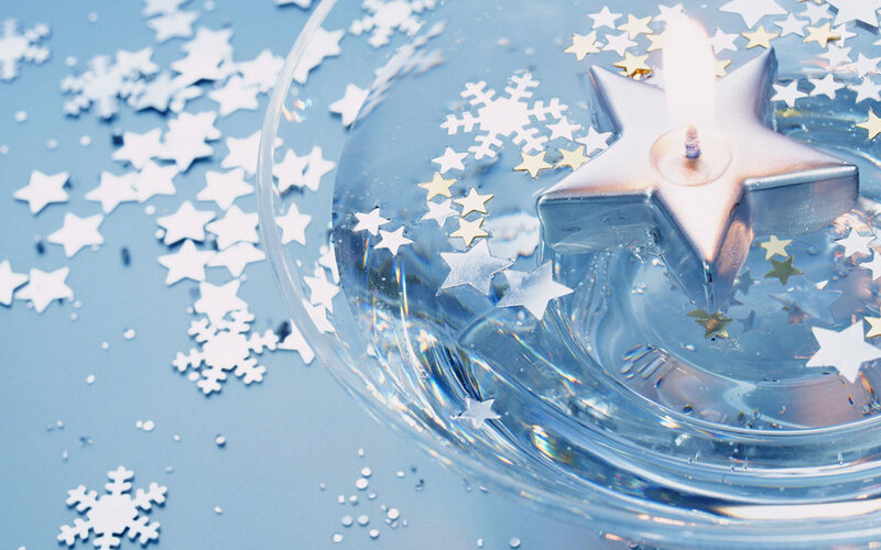 Star-shaped Candle in Bowl — Blue