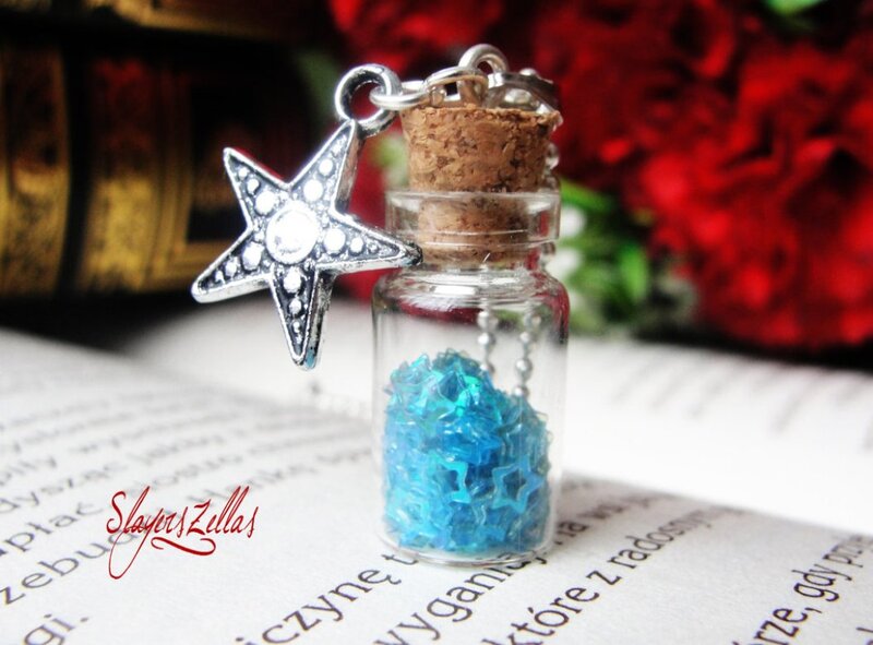 Star-shaped Charm in Bottle
