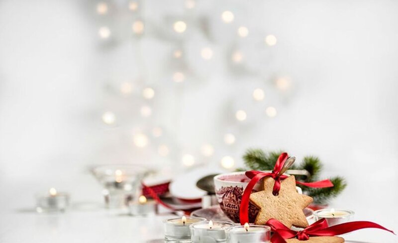 Star-shaped Cookie with Ribbon