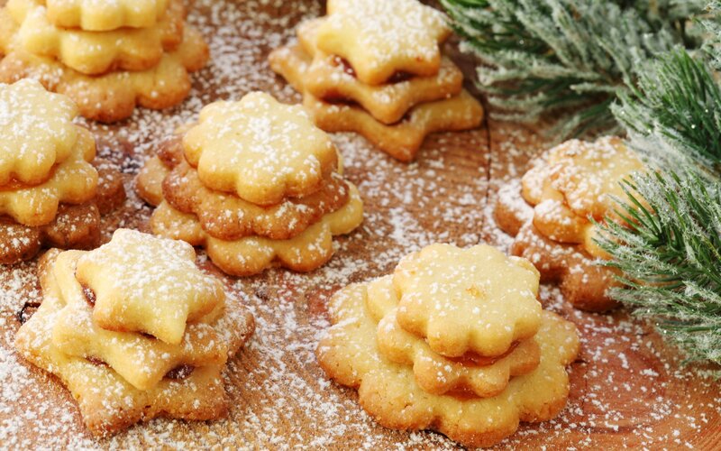 Star-shaped Cookies — Brown, Festive, Winter, Photograph, Powdered Sugar