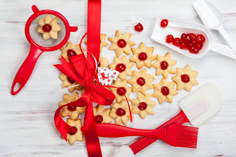 Star-shaped Cookies with Cherries