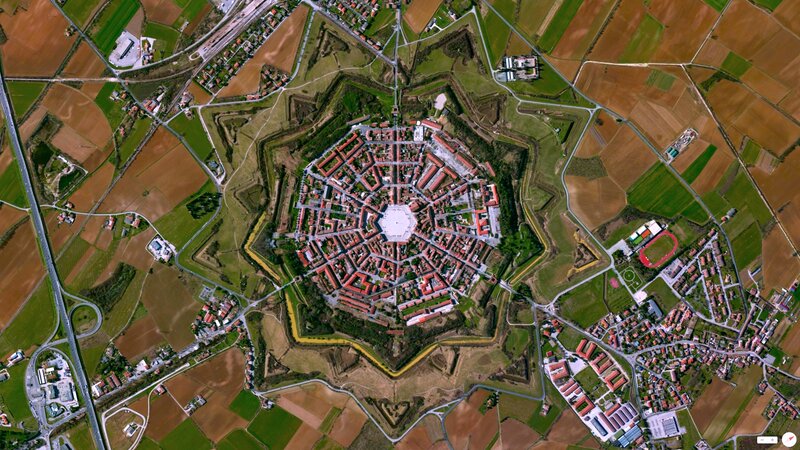 Star-shaped Fortress Town