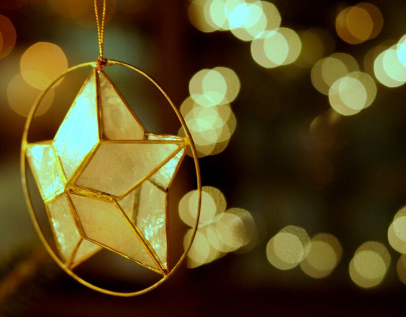 Star-shaped Ornament — Gold