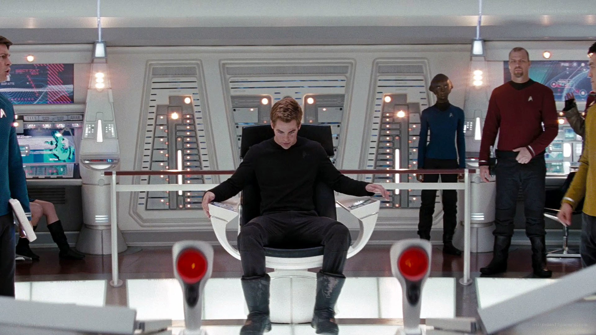Star Trek bridge scene