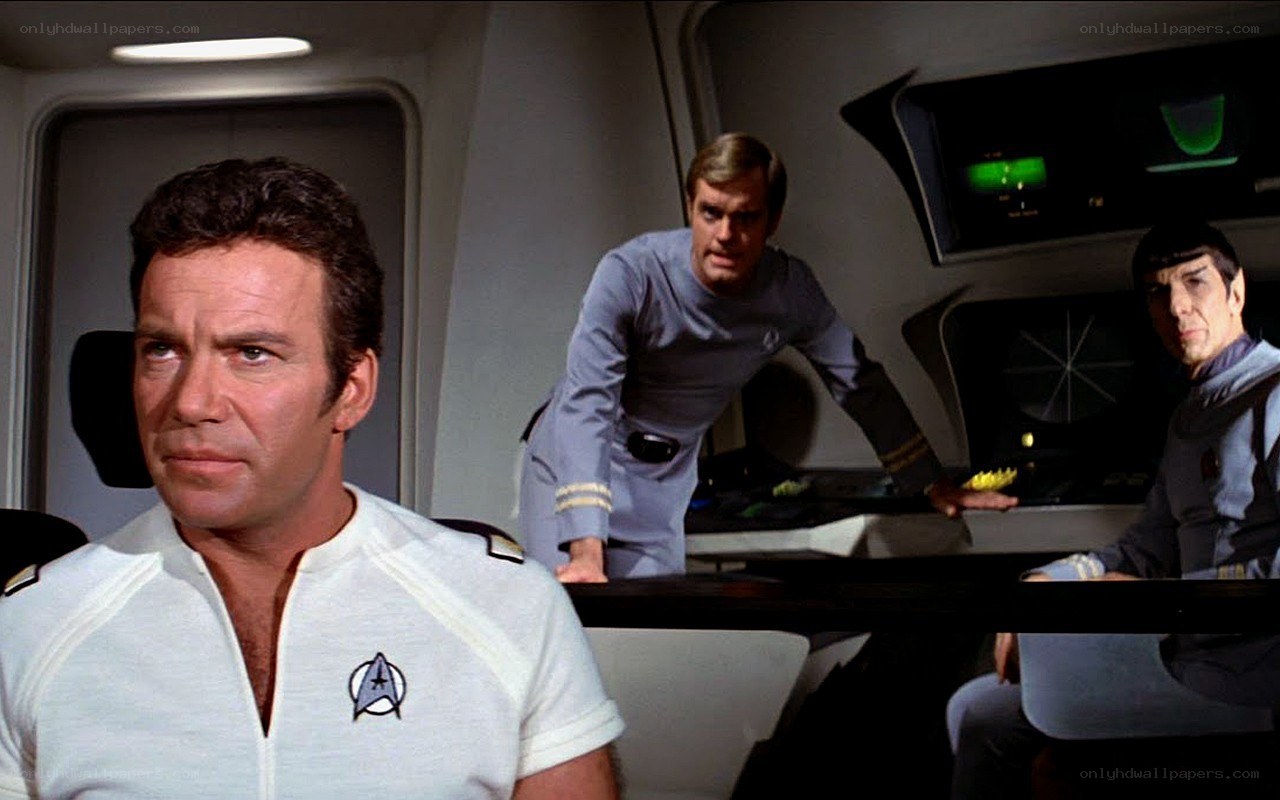 Star Trek bridge scene