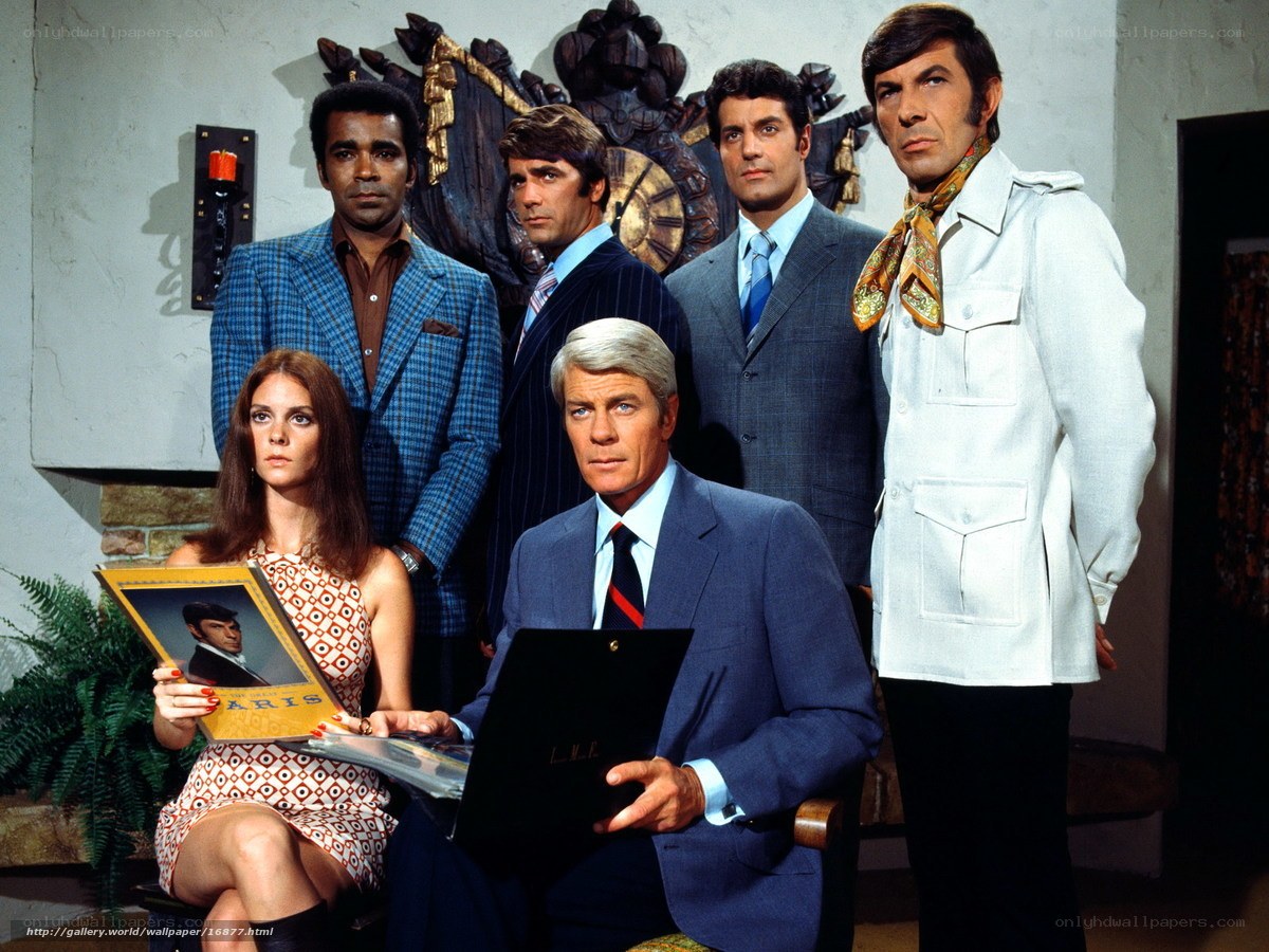 Star Trek cast photo