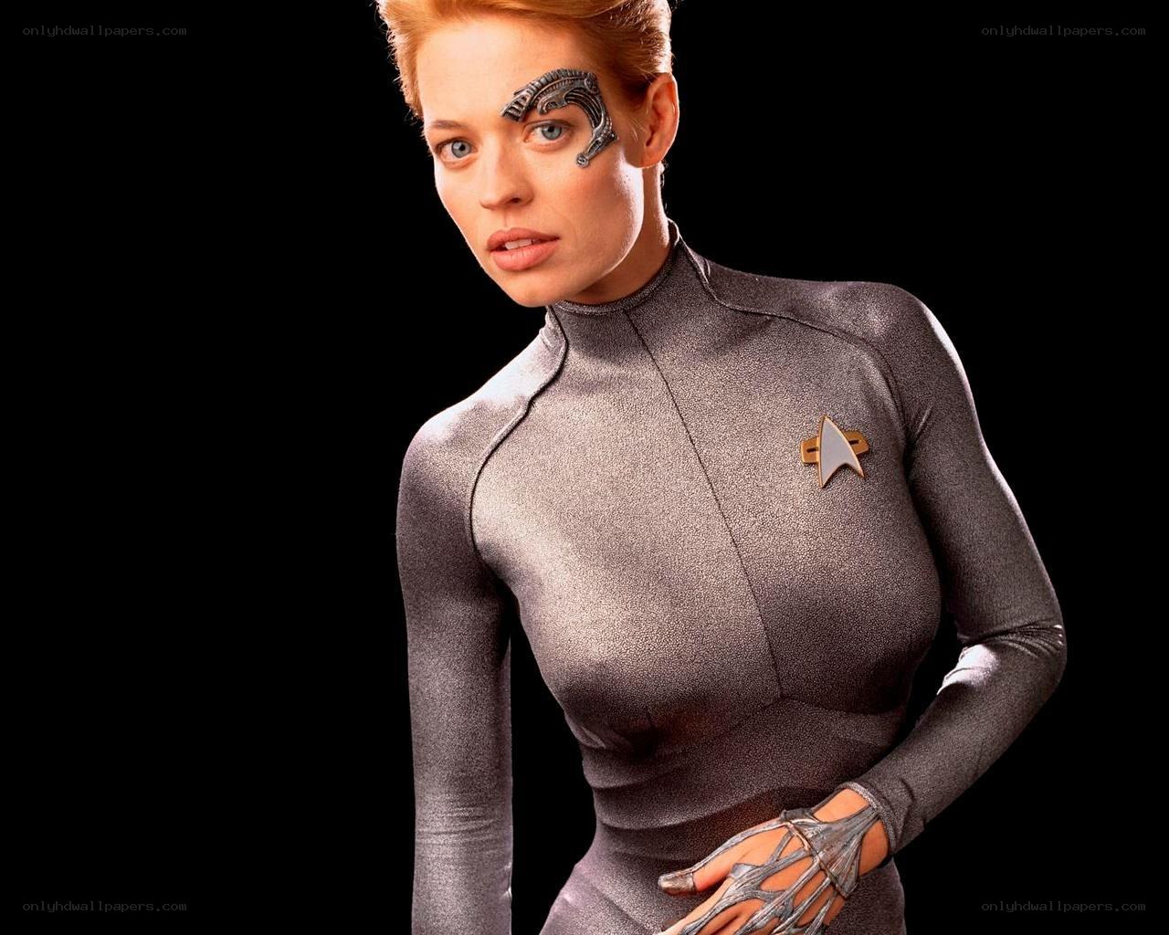 Star Trek character in uniform