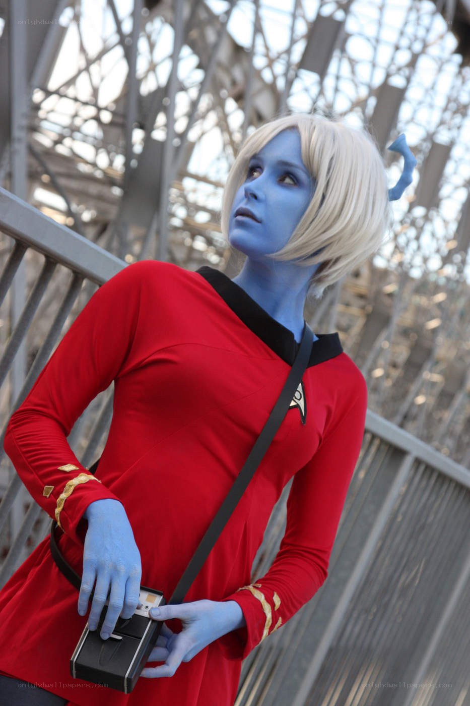 Star Trek cosplay at Eiffel Tower