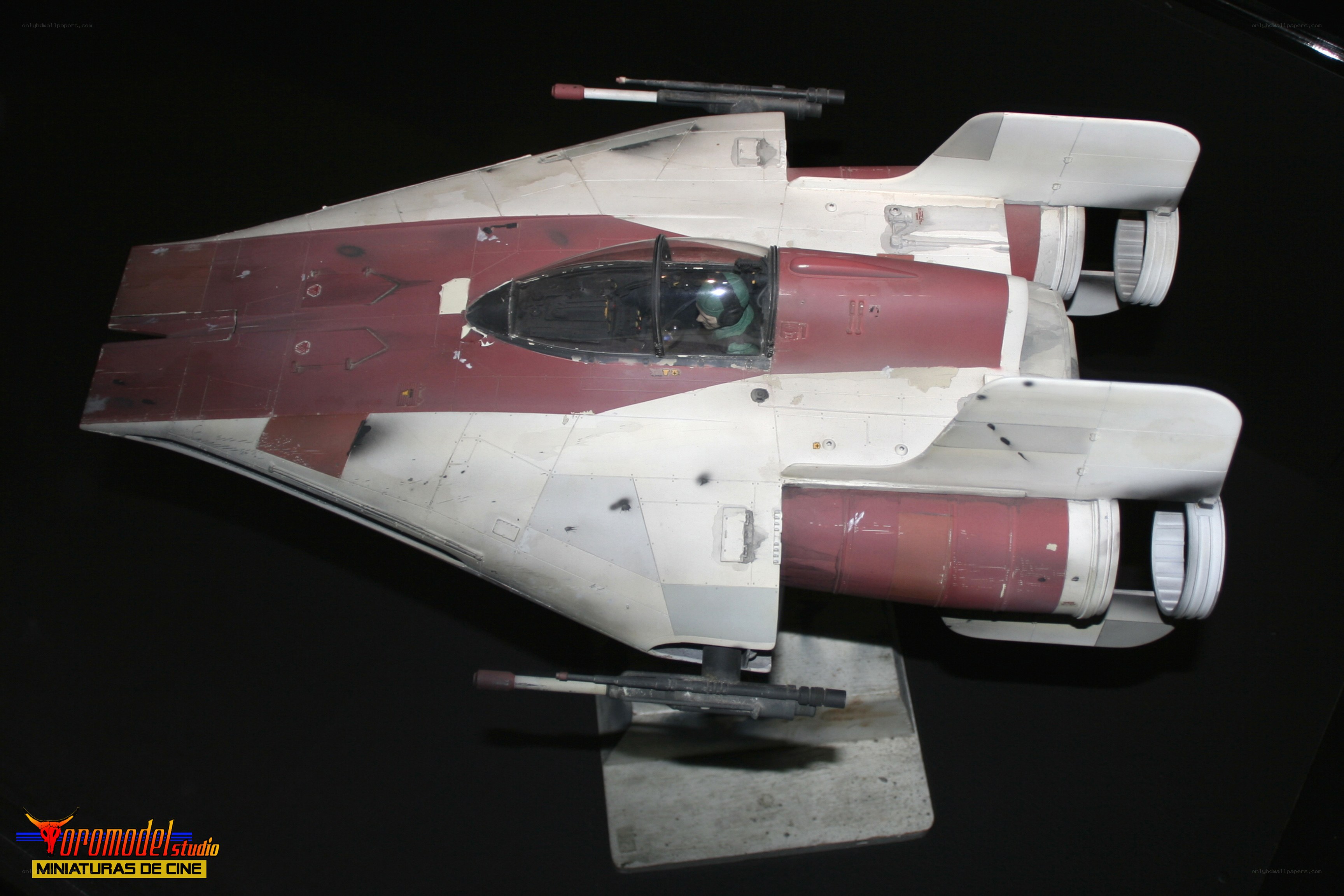 Star Wars A-wing model
