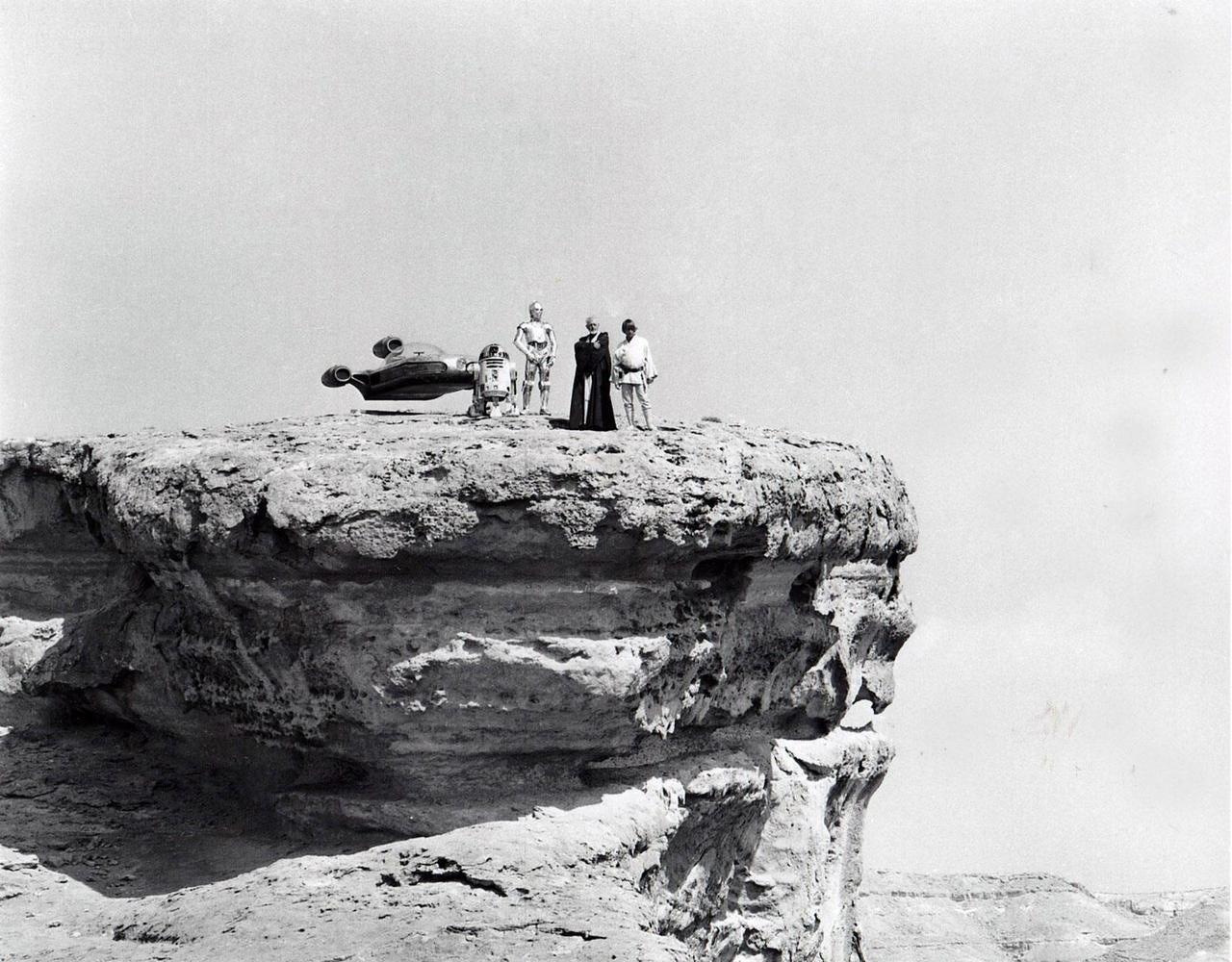 Star Wars characters on a cliff
