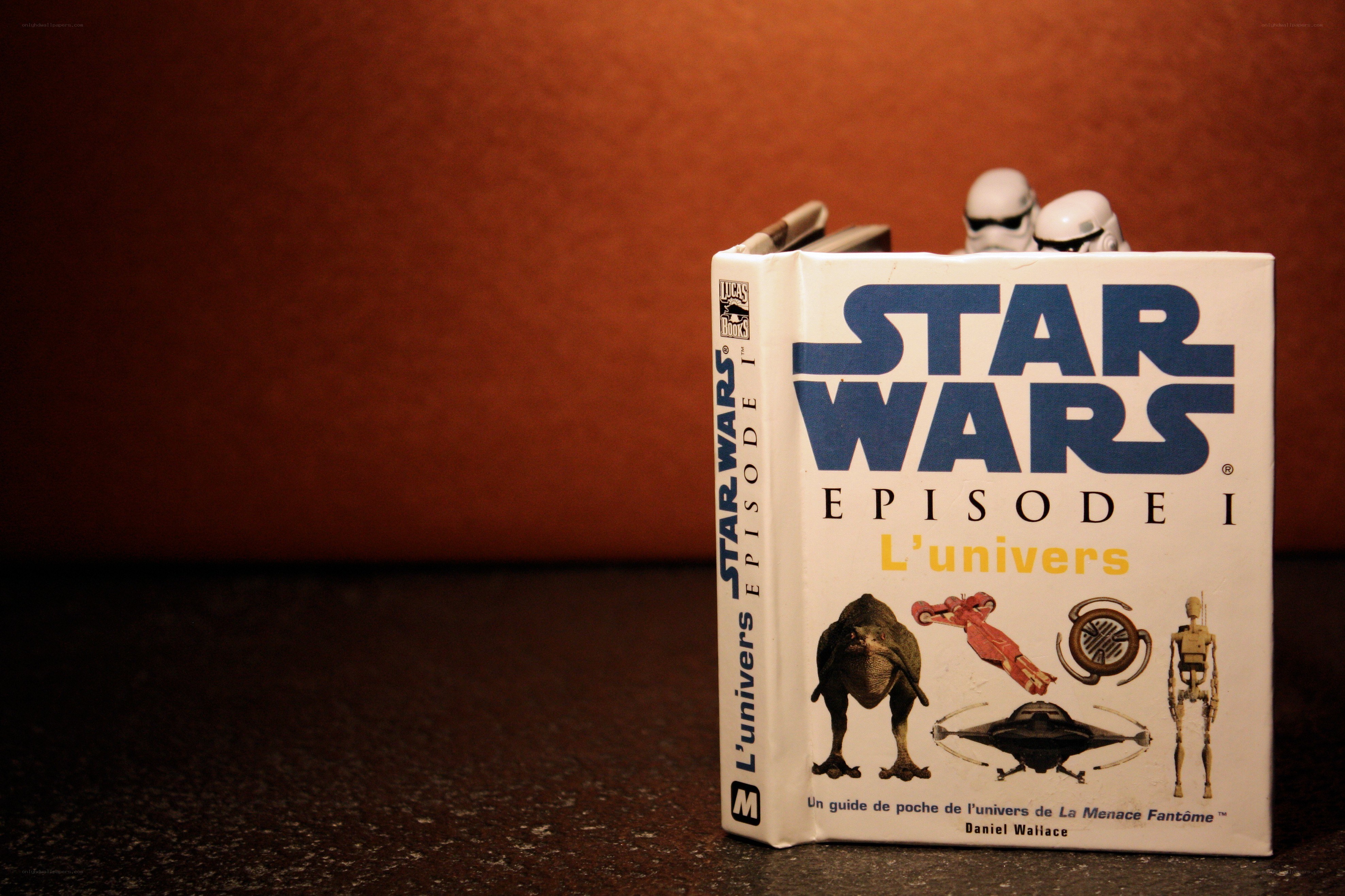 Star Wars Episode I book with figures