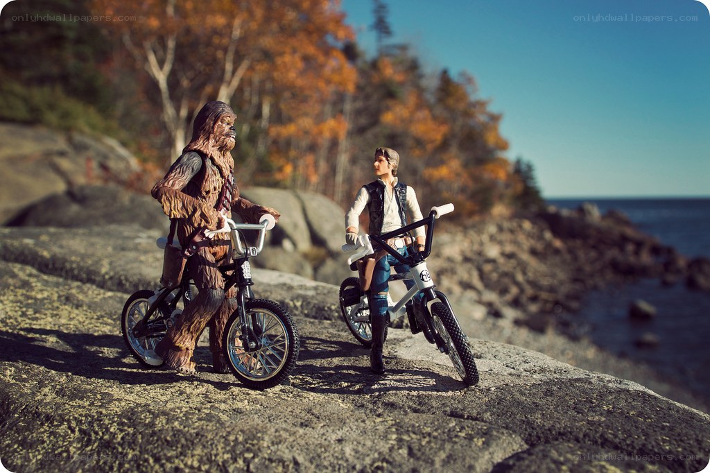 Star Wars figures on bikes