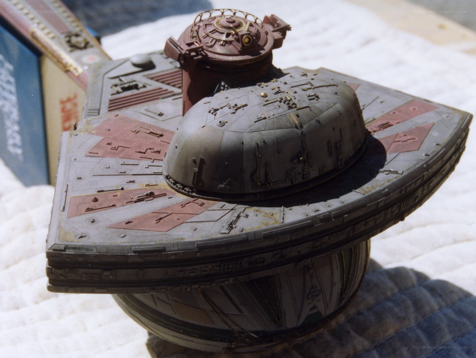 Star Wars model spaceship