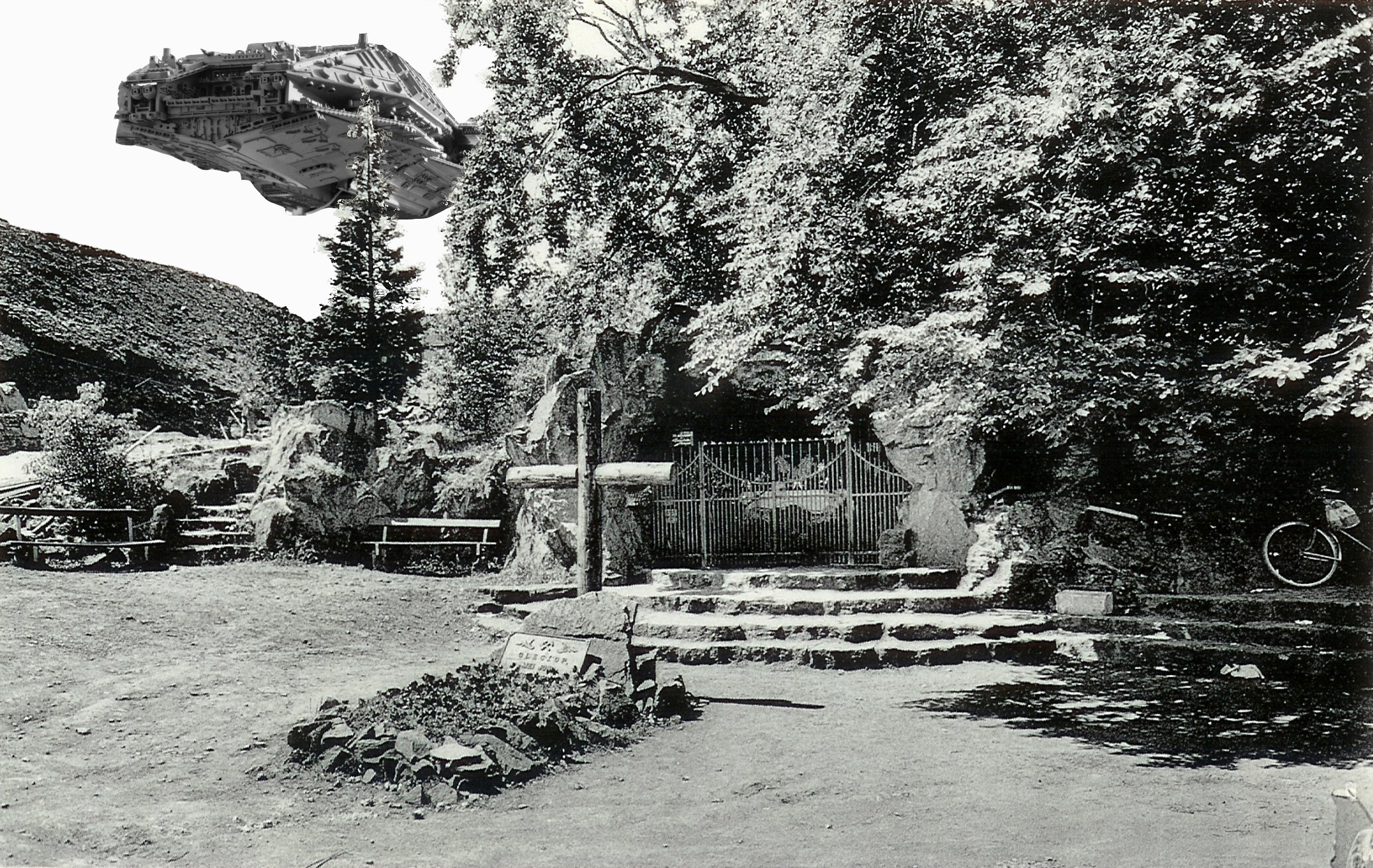 Star Wars ship over park