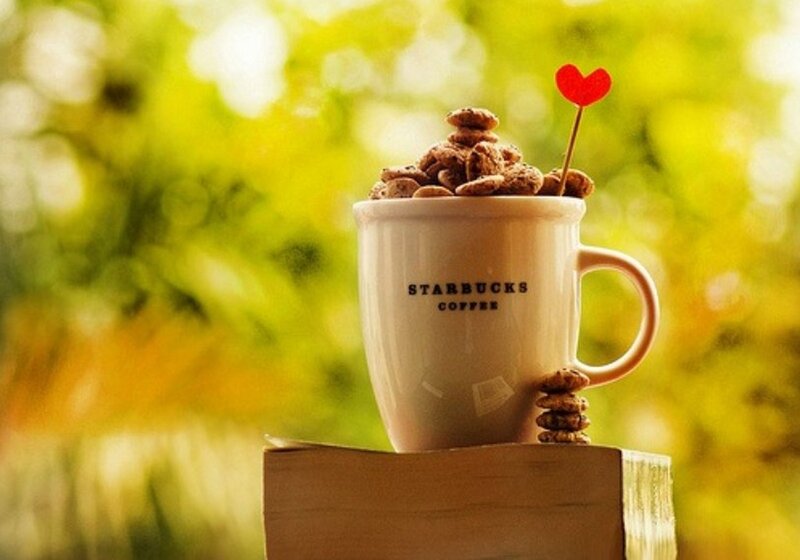 Starbucks Mug with Cookies