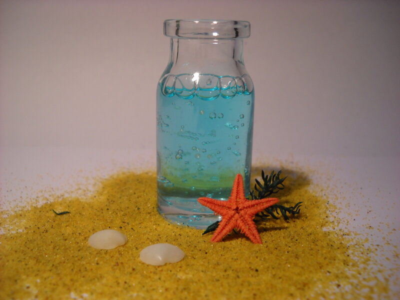Starfish in Sand — Yellow