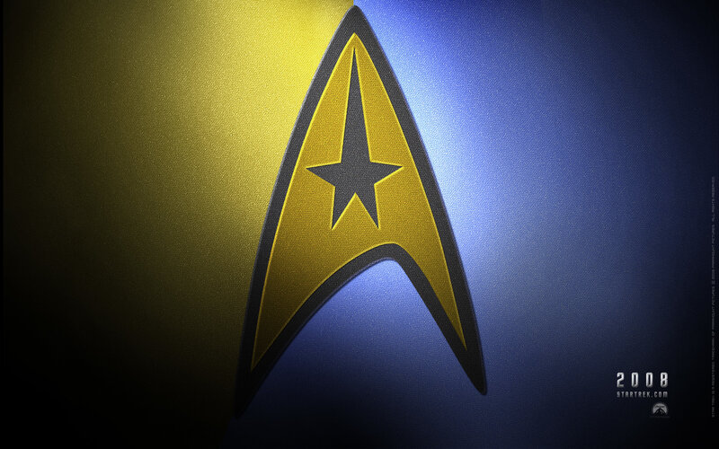 Starfleet insignia on gradient