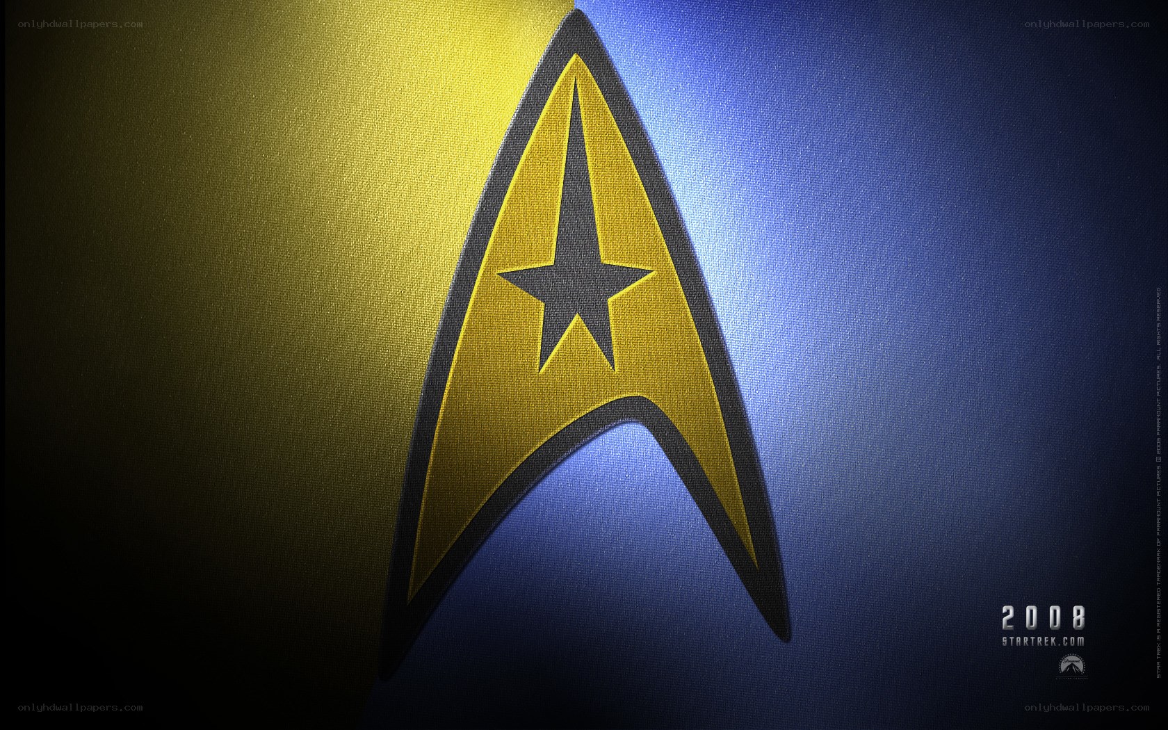 Starfleet insignia on gradient