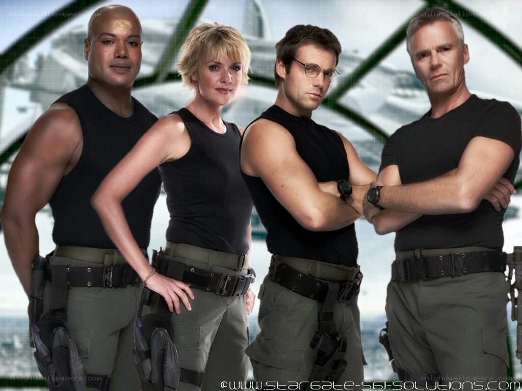 Stargate SG-1 cast group shot