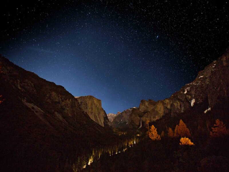 Starry Night in Valley