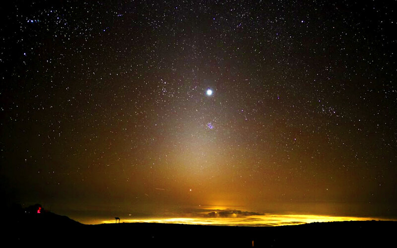Starry Night Sky — Black, Serene