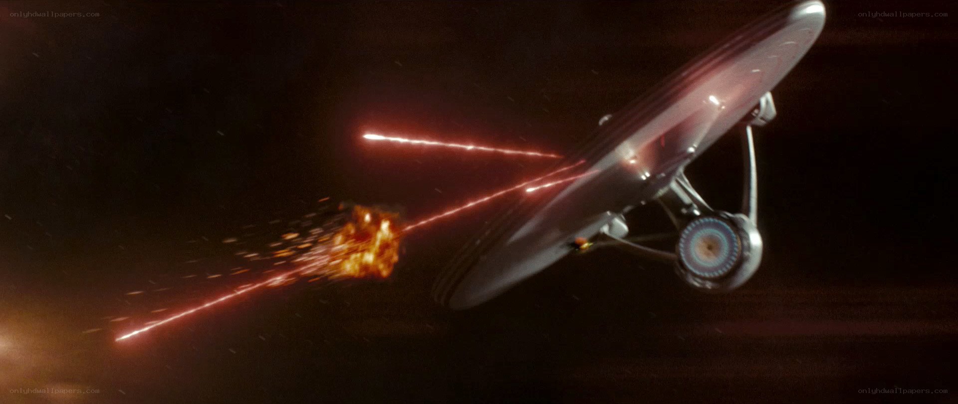 Starship in space battle